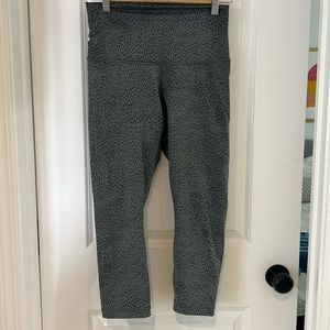 Lululemon cropped leggings